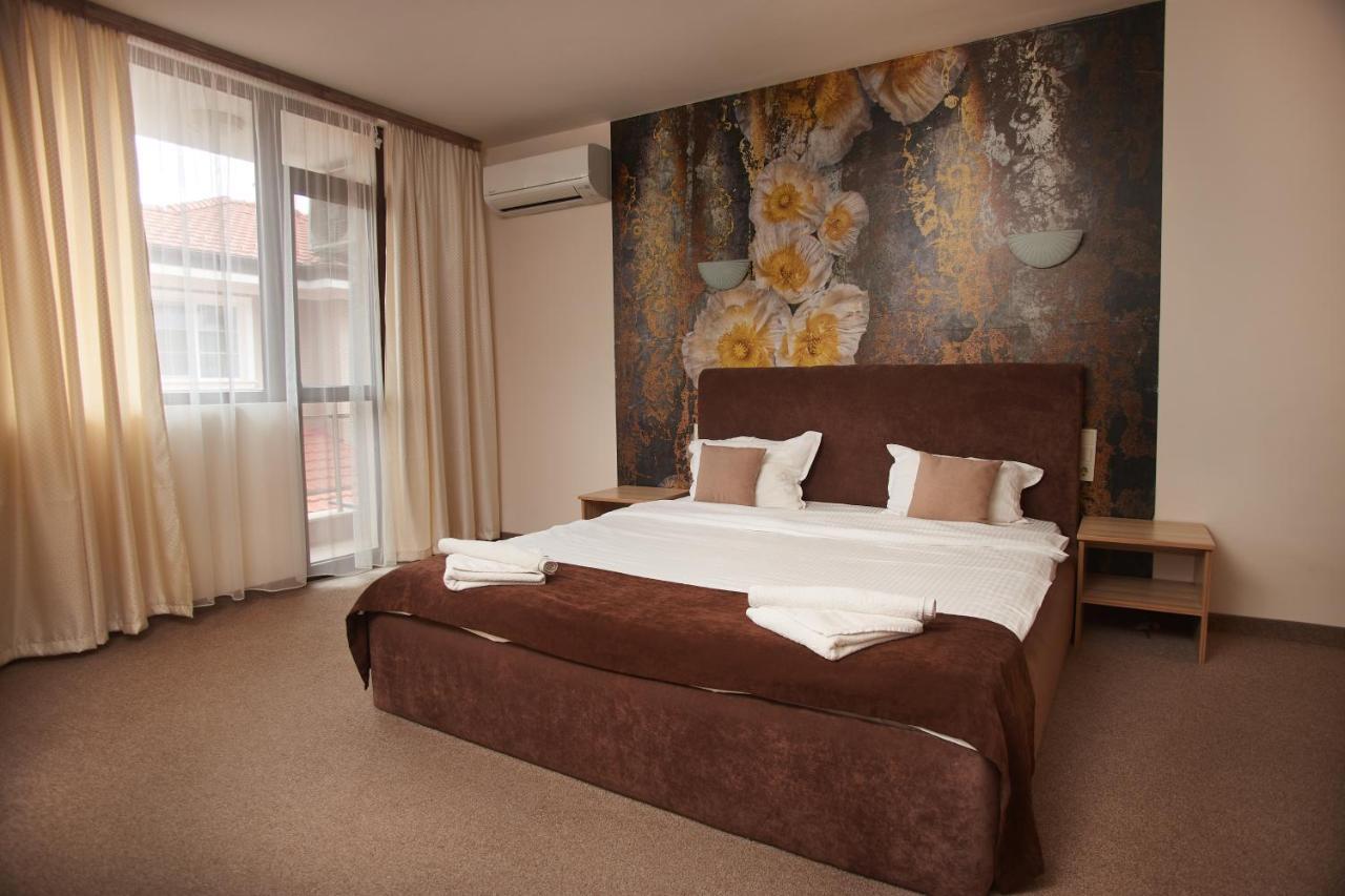 Flamingo Plovdiv Hotell Exteriör bild